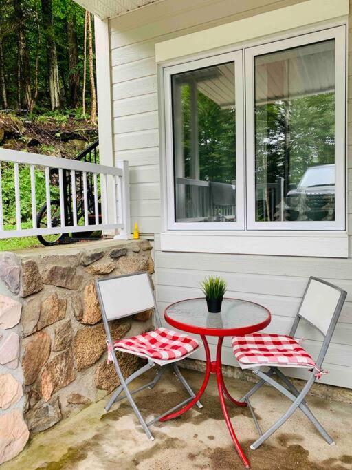 Condo Entier, Fully Equiped Pool And Spa Only In Summer Монт-Тремблант Екстериор снимка